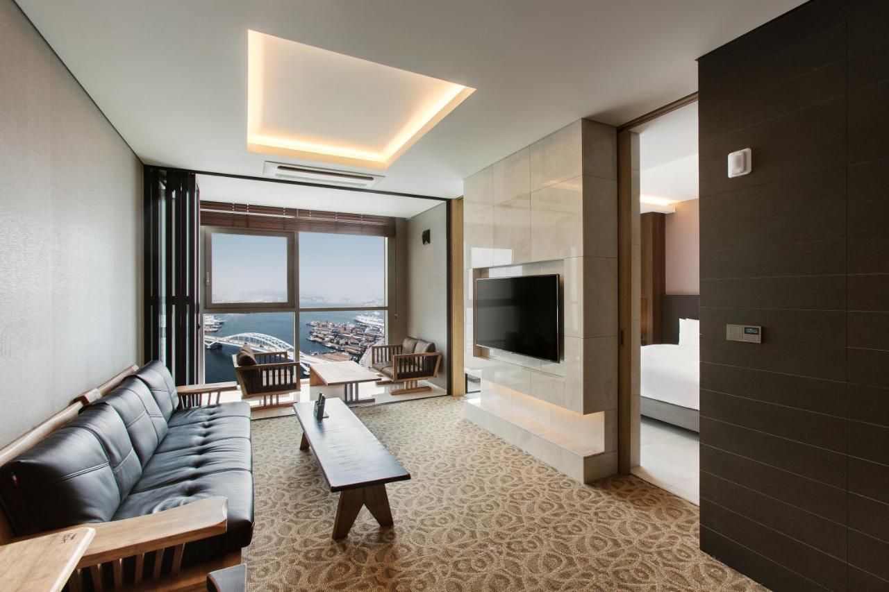 Hotel Adela Пусан Екстер'єр фото